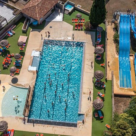 Camping Les Hautes Prairies Lourmarin Exterior foto