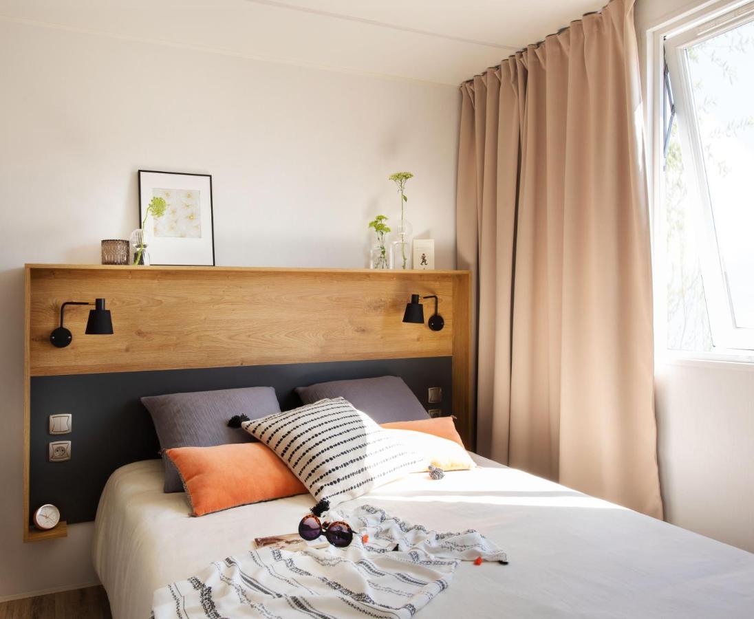 Camping Les Hautes Prairies Lourmarin Exterior foto