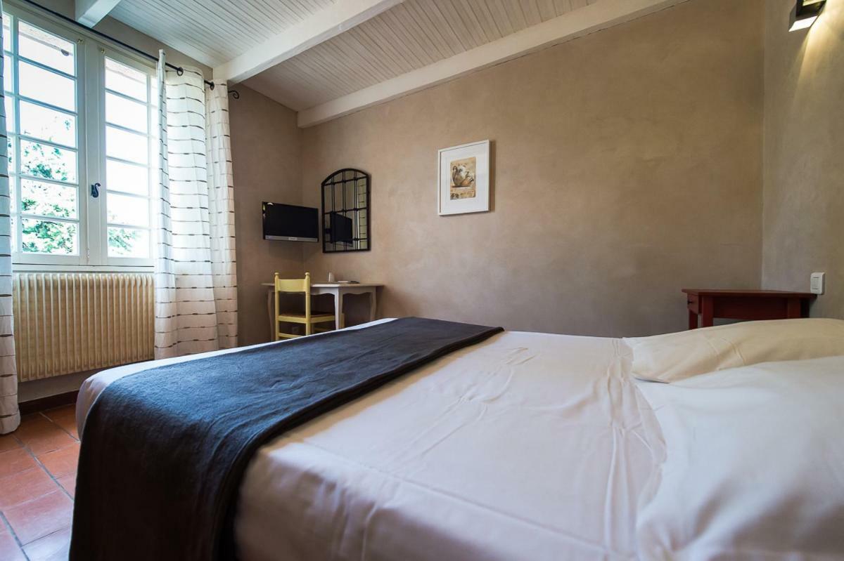 Camping Les Hautes Prairies Lourmarin Exterior foto